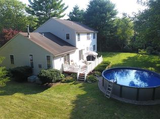 90 Barbers Pond Rd, South Kingstown, RI 02892