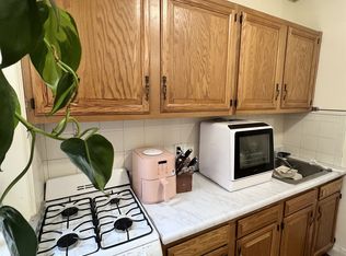 97 College Ave APT 1, Somerville, MA 02144