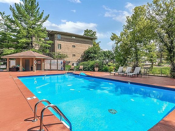 4th image of 8555 One West Dr #3302