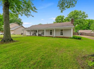 198 E Graycrest Ave, Collierville, TN 38017