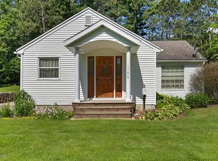 1136 S Church St, Hastings, MI