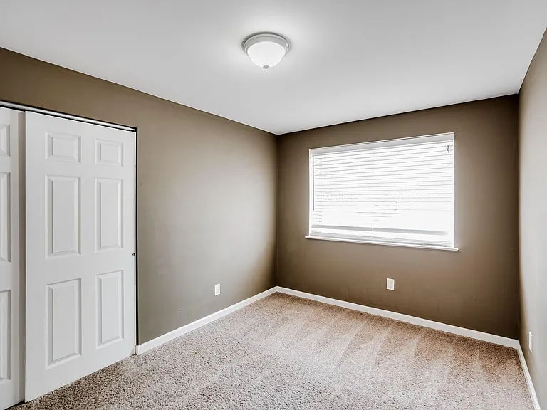 5953 Columbia Ave #G — Photo 10
