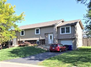 1234 E Johnston St, Olathe, KS 66061