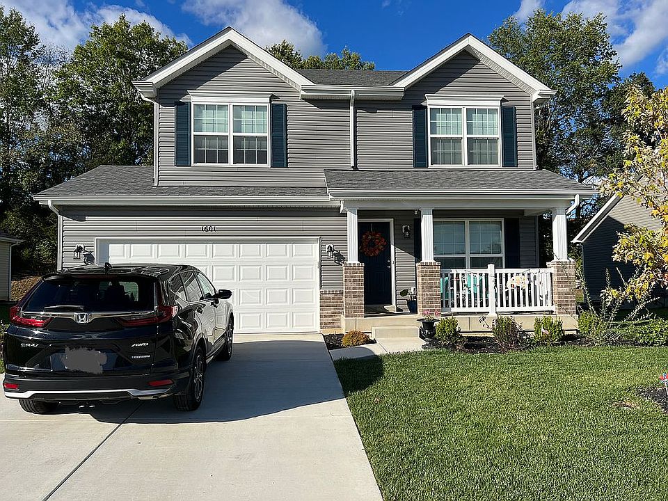 2nd image of 1601 Westlake Cir