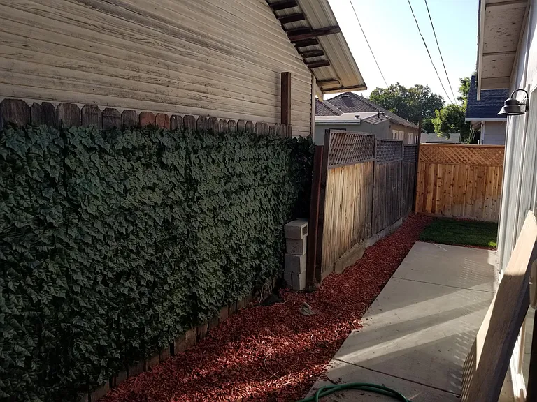 406 S Laurel St — Photo 38