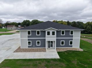 206 County Rd N #113, Hospers, IA 51238