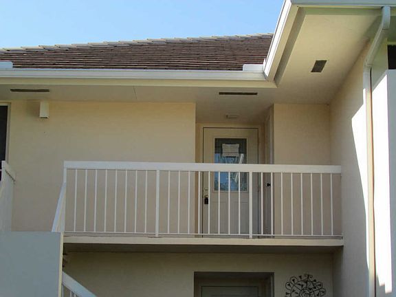 3rd image of 4061 SW Parkgate Blvd APT H