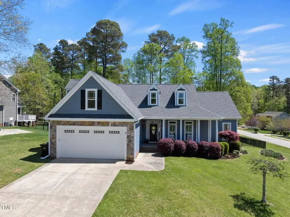 129 Camille Cir, Youngsville, NC 27596