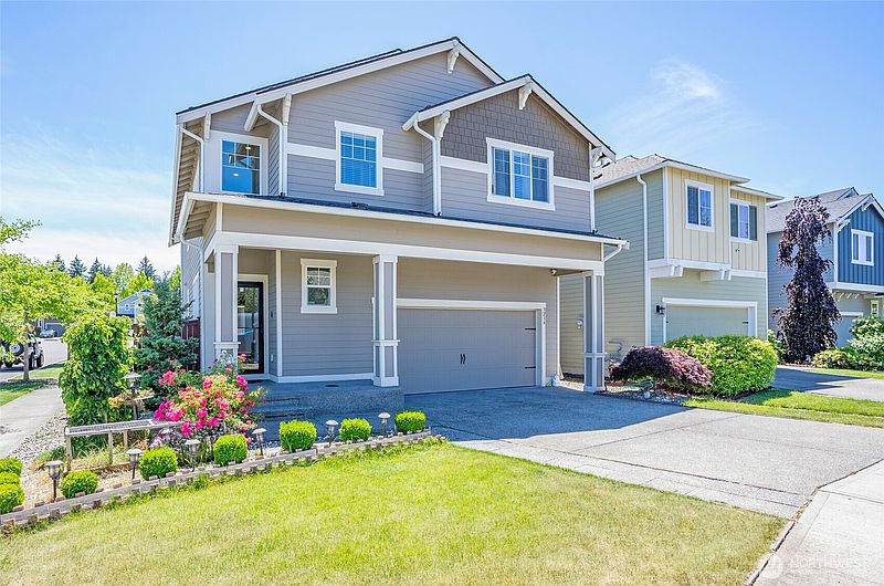 2nd image of 3234 Hanna Drive NE