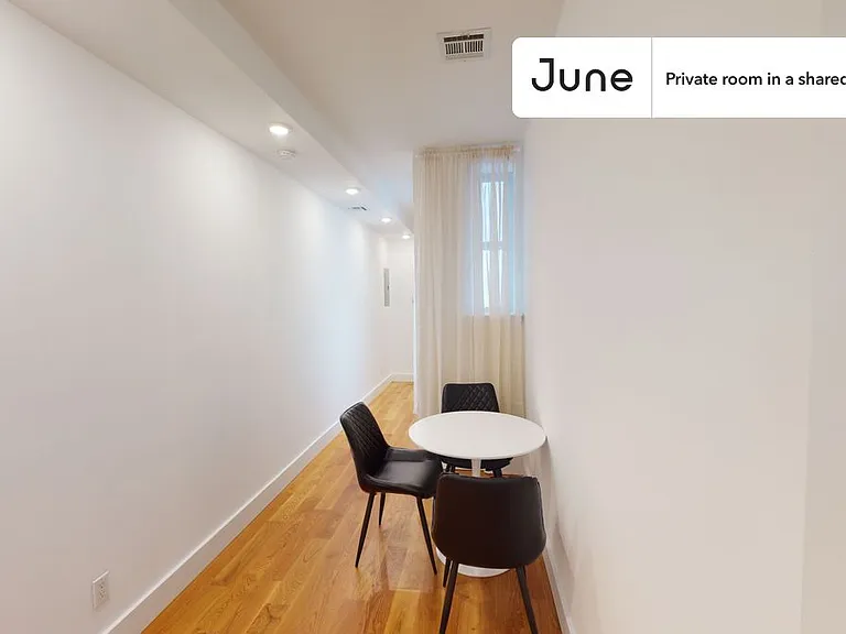 679 Halsey St #B — Photo 13