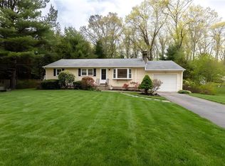 352 Lafayette Rd, North Kingstown, RI 02852