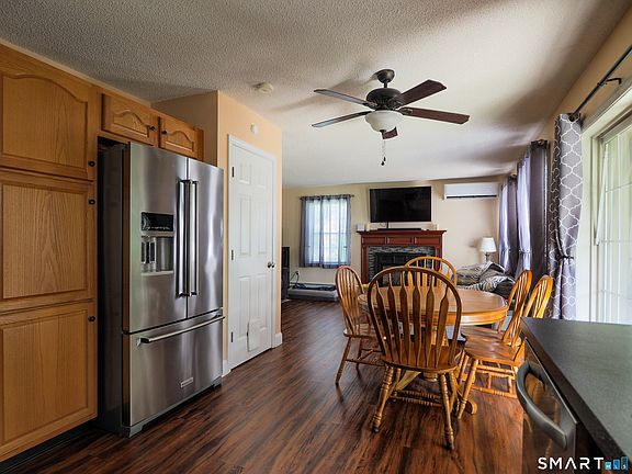 3rd image of 386 White Pine Road