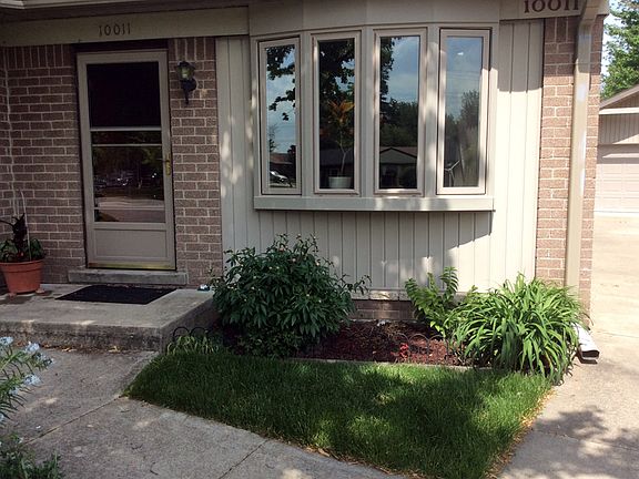 2nd image of 10011 Hamilton Ct