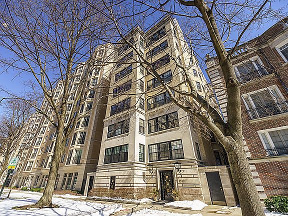 2nd image of 1519 Hinman Ave APT 5C
