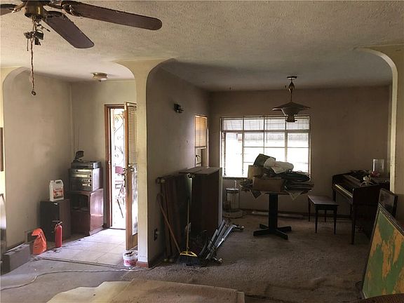 5th image of 9222 E 10th St