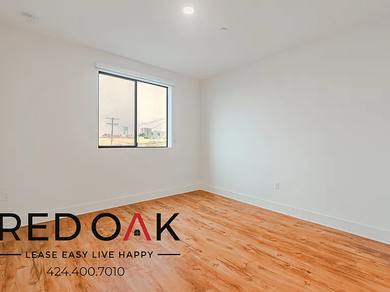 5727 La Mirada Ave #309 — Photo 14