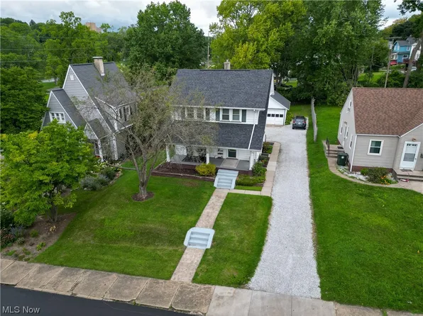 1521 11th St NW, Canton, OH 44703