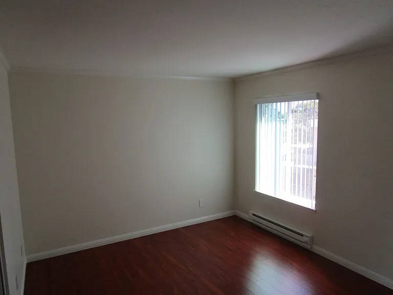 2221 Village Ct — Photo 8