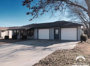 634 Lyon St, Lawrence, KS 66044