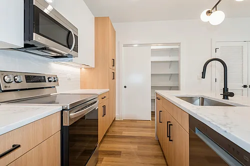 1435-40 W Fillmore St #510 Photo 1