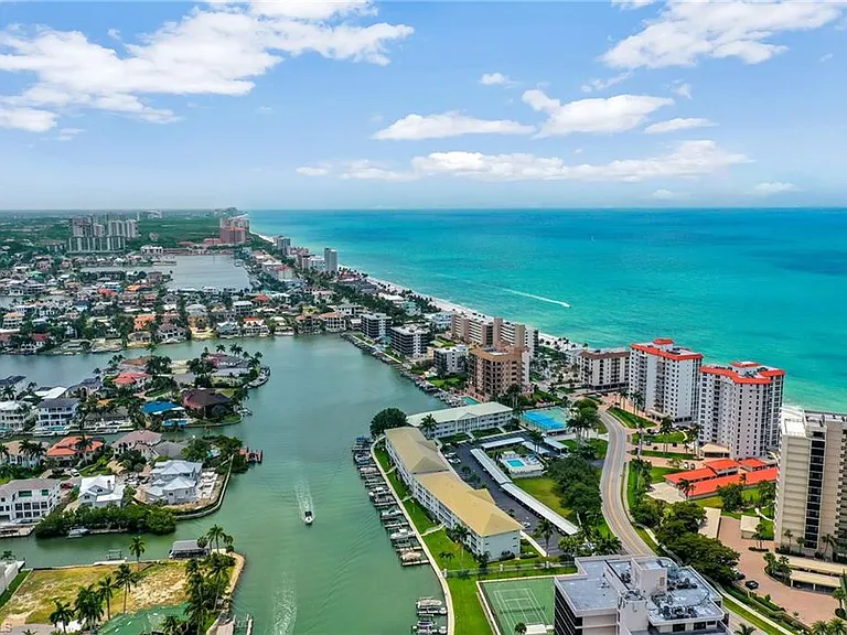 10684 Gulf Shore Dr #B-302 — Photo 30