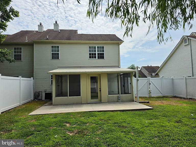 9 Gristmill Dr — Photo 32
