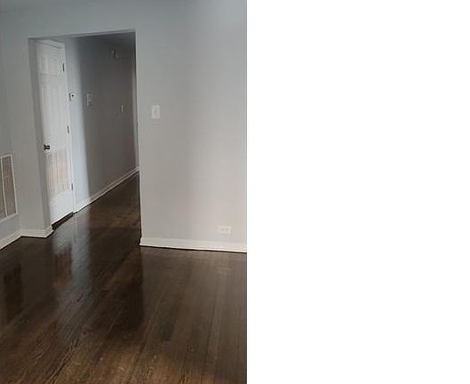 3rd image of 1511 E 71st Pl