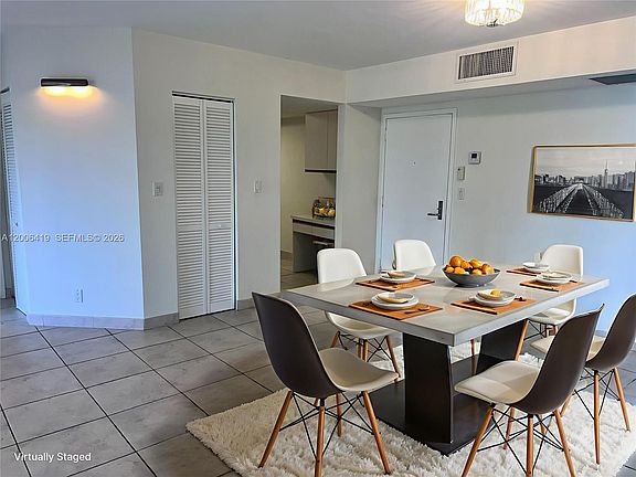2nd image of 3600 Mystic Pointe Dr APT 511