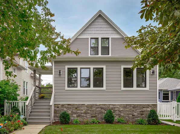 7642 Adams St, Forest Park, IL 60130