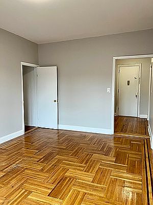 4th image of 2800 Bronx Park E #Mfive1