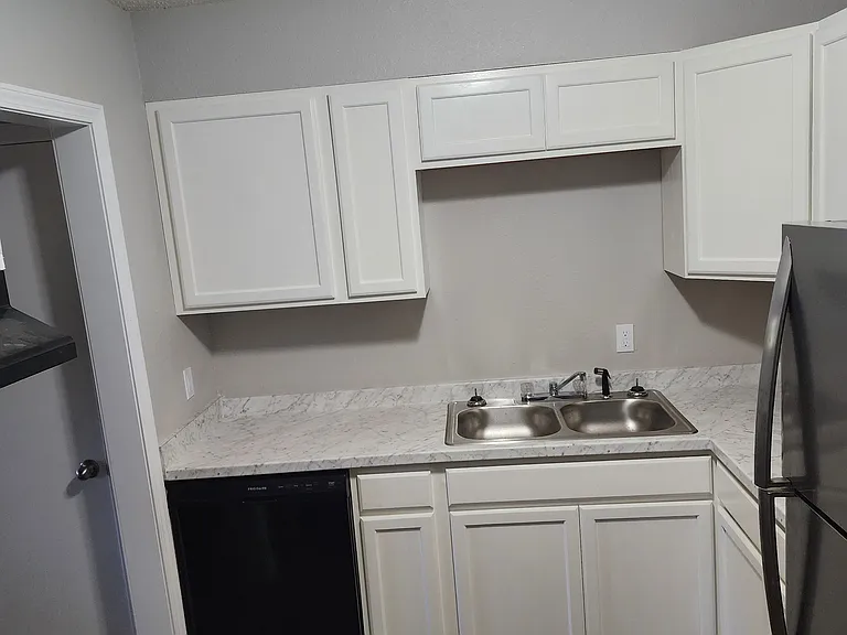 3175 Morningside St — Photo 12