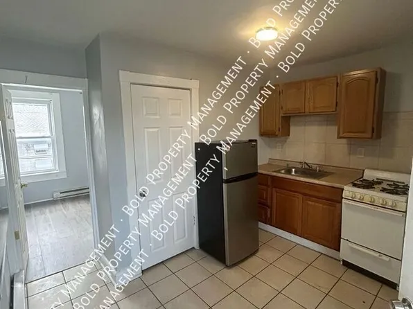 846 Bingaman St #3F, Reading, PA 19602