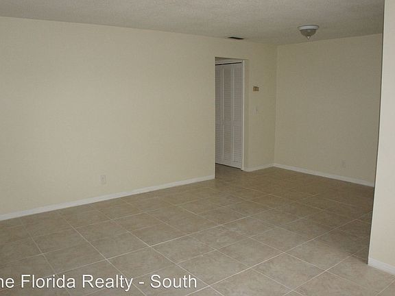 5th image of 2025 Madison St APT 16