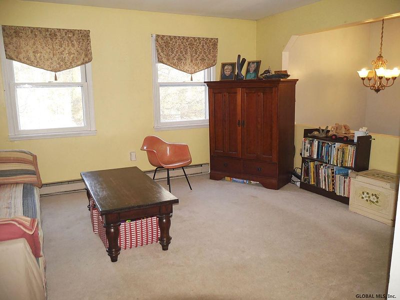 5th image of 104 SAND HILL Road
