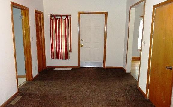 4th image of 2565 5th Ave E