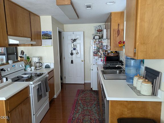 4th image of 541 Briarwood Dr