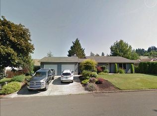 12121 SE Sunnycreek Ln, Clackamas, OR 97015