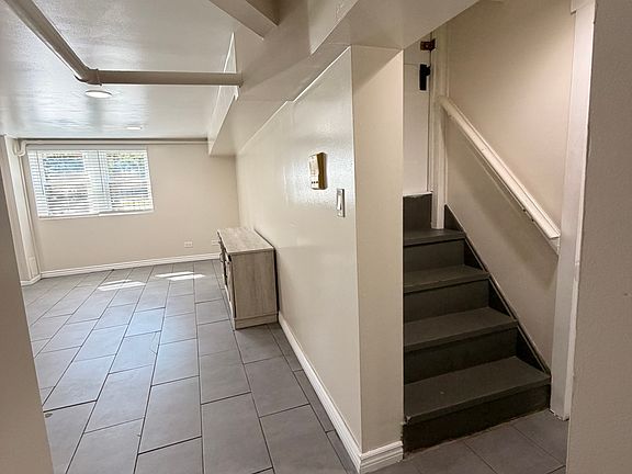 5th image of 4147 N Mozart St