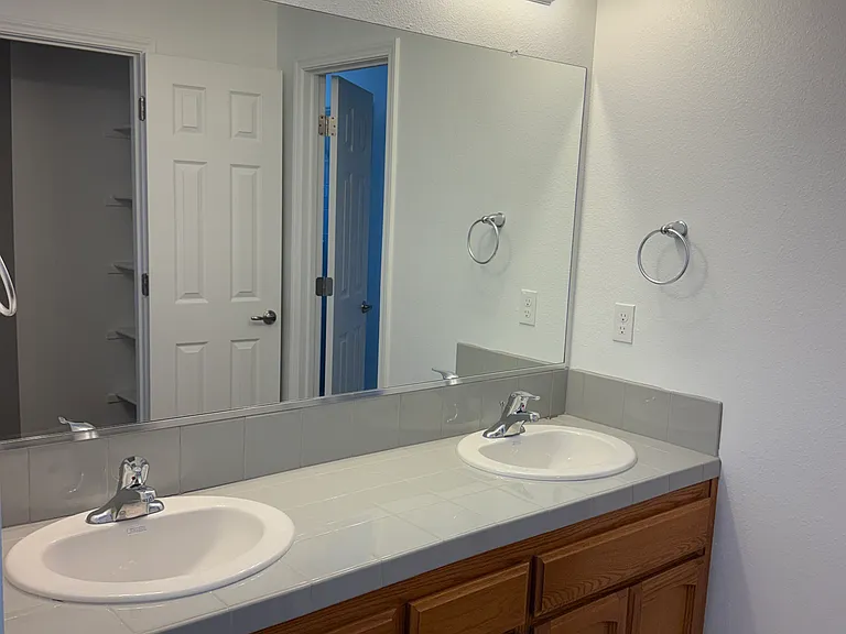 4384 W Vassar Ave — Photo 9