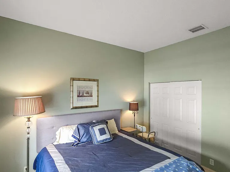 5058 Glenville Dr — Photo 22