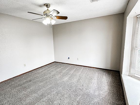 3rd image of 6145 SW Park Ave