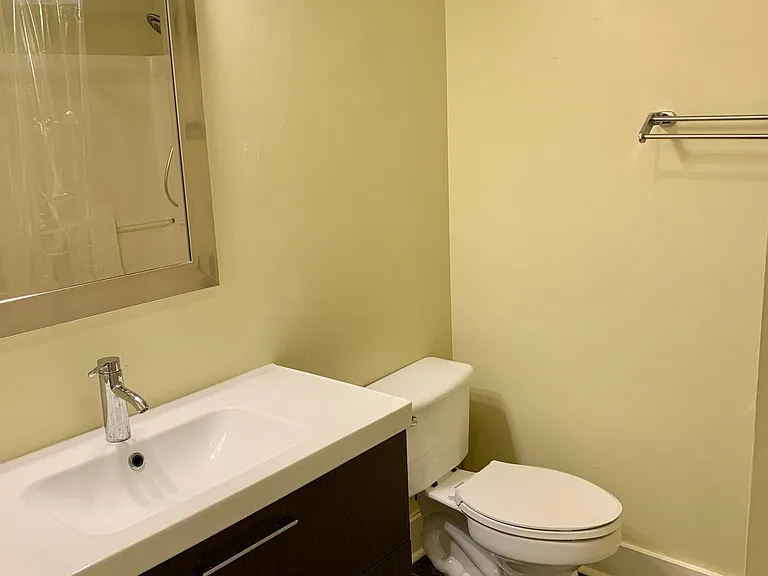 715 Sherman St #1 — Photo 13