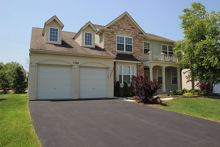 1st image of 380 Cross Creek Ln