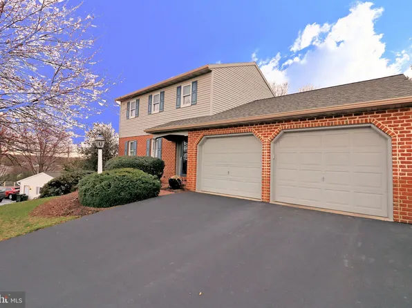 402 Snyder Hill Rd, Lititz, PA 17543