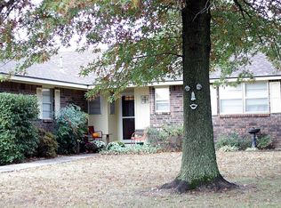 2104 J St SW, Miami, OK 74354