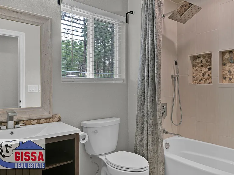 1043 Longspur Ln — Photo 47