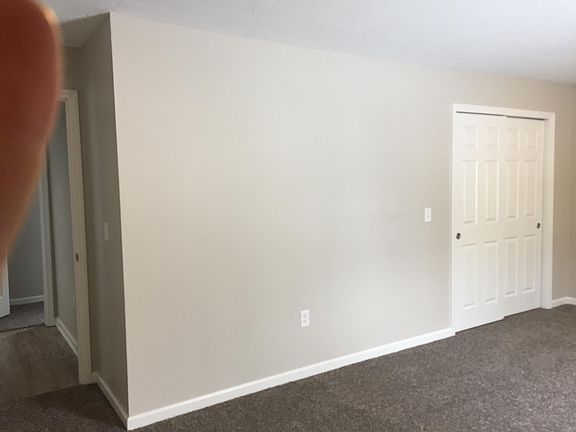 5th image of 605 S California St