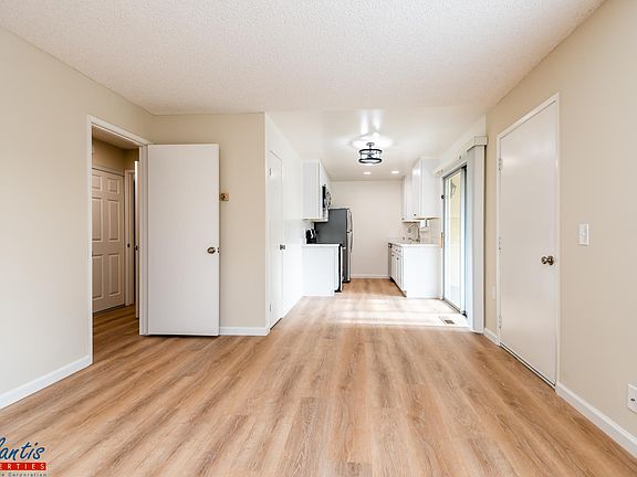 3rd image of 251 Washington St #2