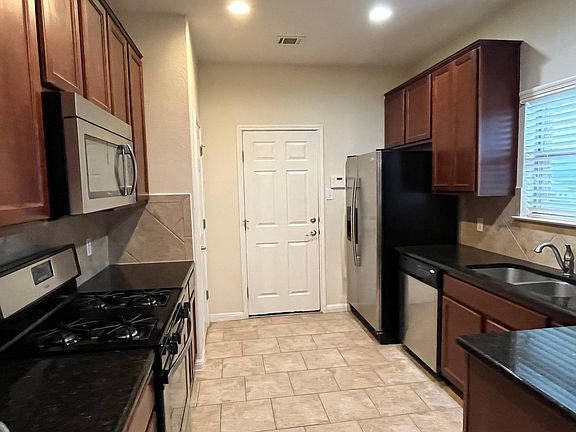 3rd image of 11400 W Parmer Ln APT 133
