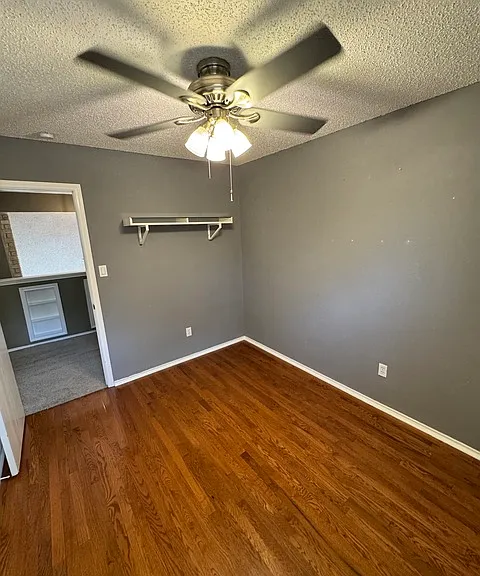 13815 Stone Hollow Dr — Photo 13